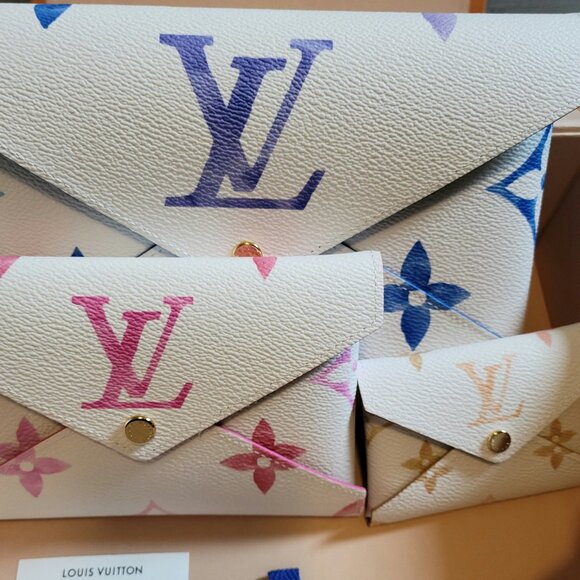 Louis Vuitton By The Pool Kirigami Pochette set - full set. - Picture 1 of 3